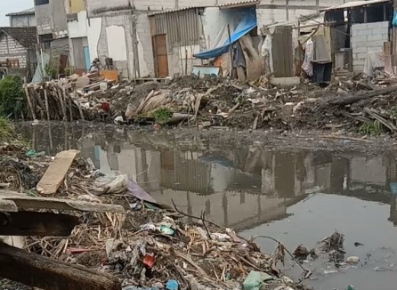 Normalisasi Kalianak, Satpol PP Kembali Hadir di Tambak Asri Suasana Terkendali